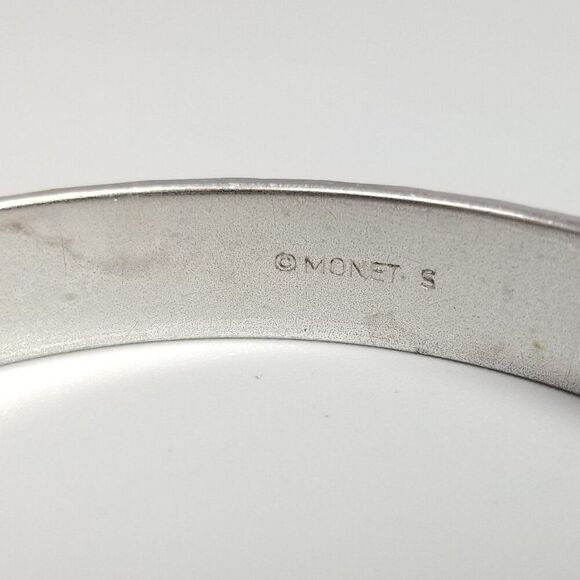 Vintage Monet Starburst Design Silver Tone Round Bangle Bracelet, Signed Estate - Picture 3 of 7